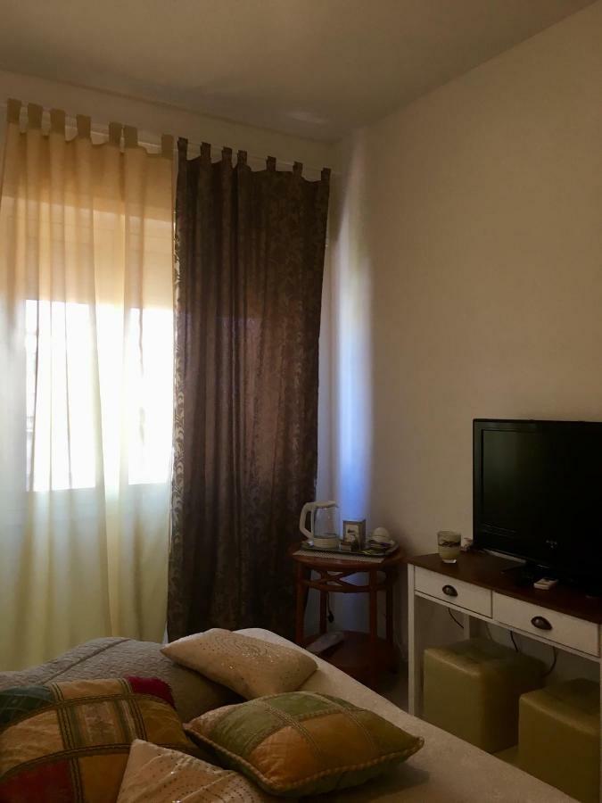 Bed and Breakfast Charlottemaison Кальяри Экстерьер фото